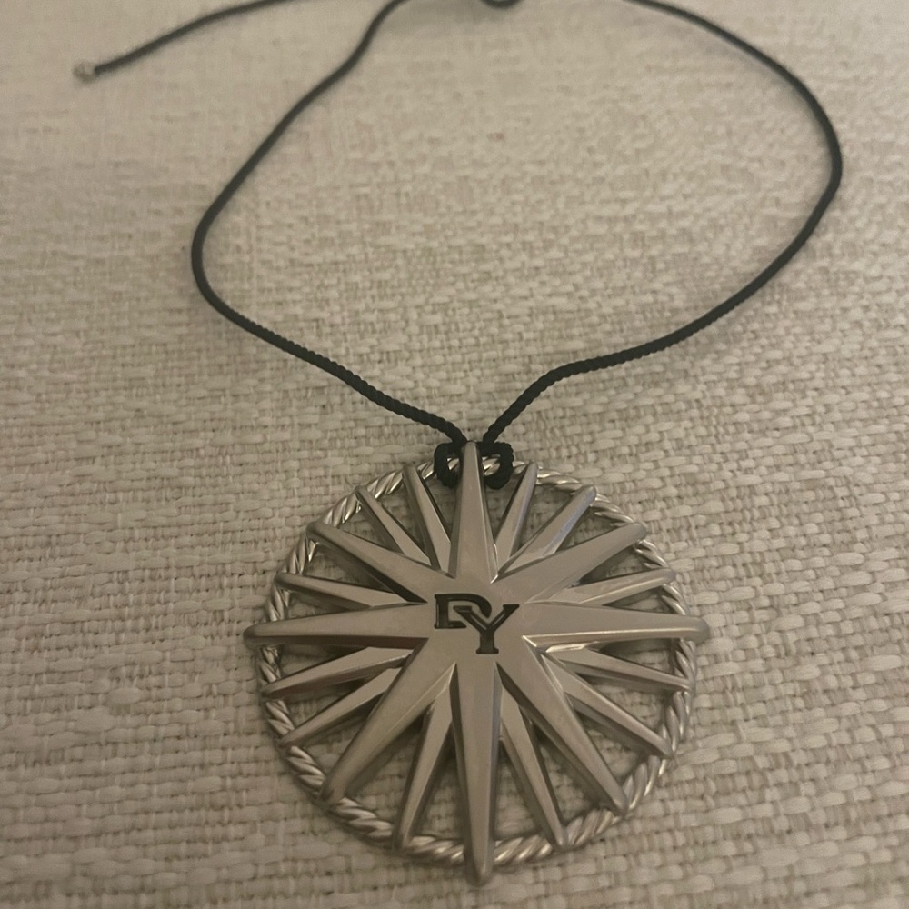 COLLECTIBLE NEW David Yurman North Star Holiday Ornament (2020 Edition)